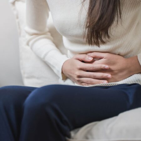 Uleiul CBD ameliorează crampele menstruale?