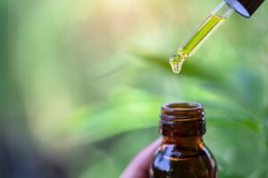 Știi cum și unde să depozitezi uleiul CBD?